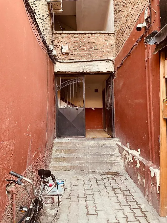 Central Studio Apartment 1, Tirana 0*,  Albania